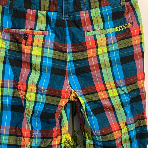 Volcom bright check men’s skate mid shorts 30 - Picture 8 of 12